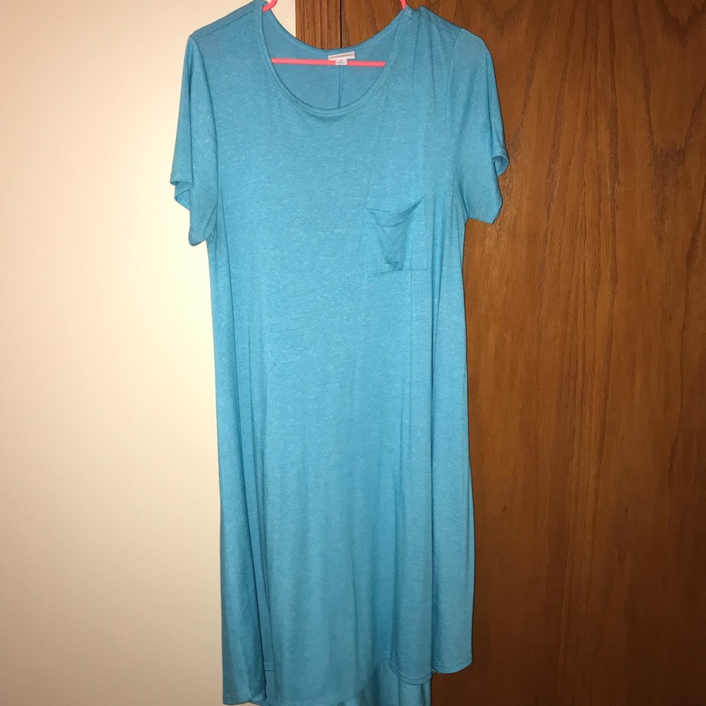 Bright blue Carly